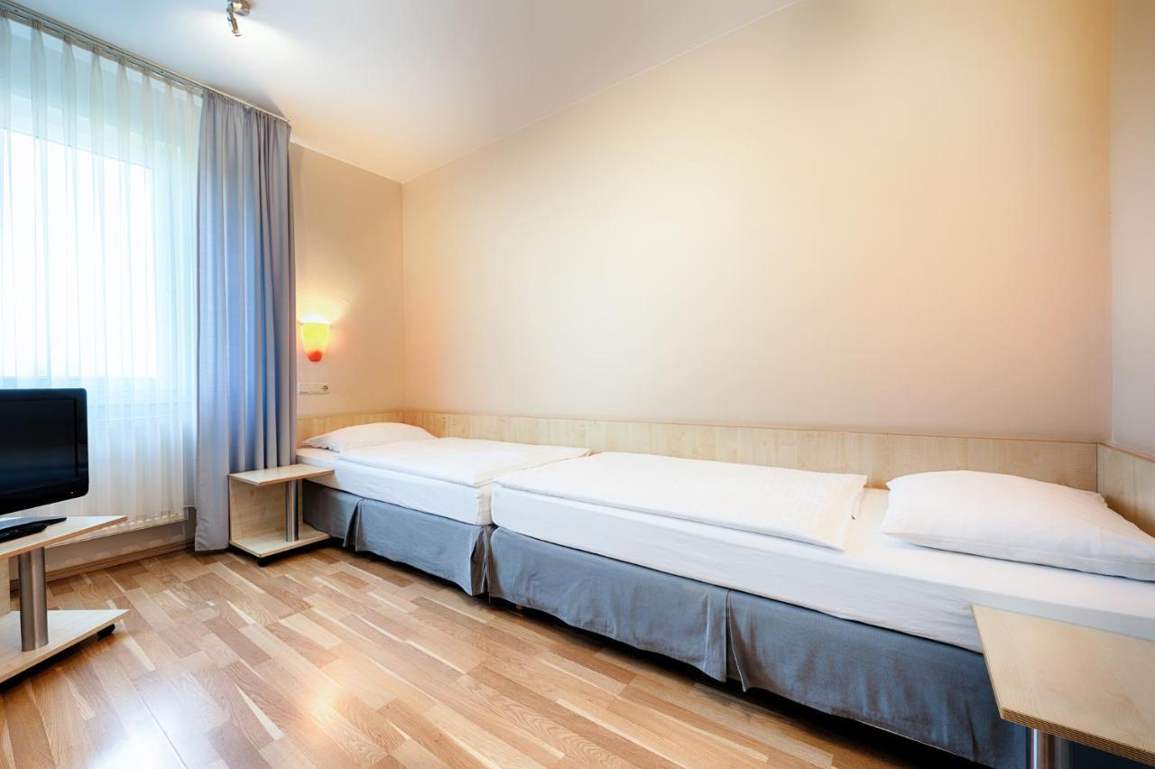 Enjoy Hotel Berlin City Messe Bagian luar foto