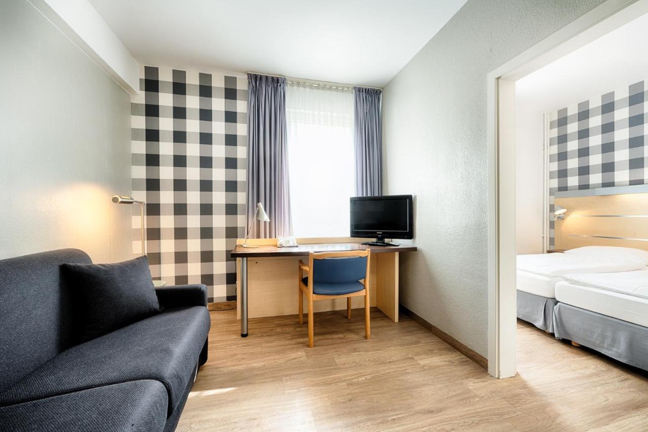 Enjoy Hotel Berlin City Messe Bagian luar foto