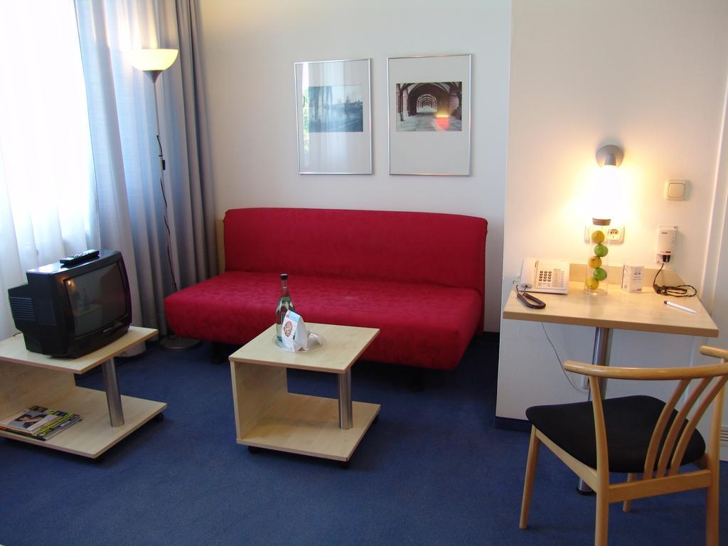 Enjoy Hotel Berlin City Messe Bagian luar foto