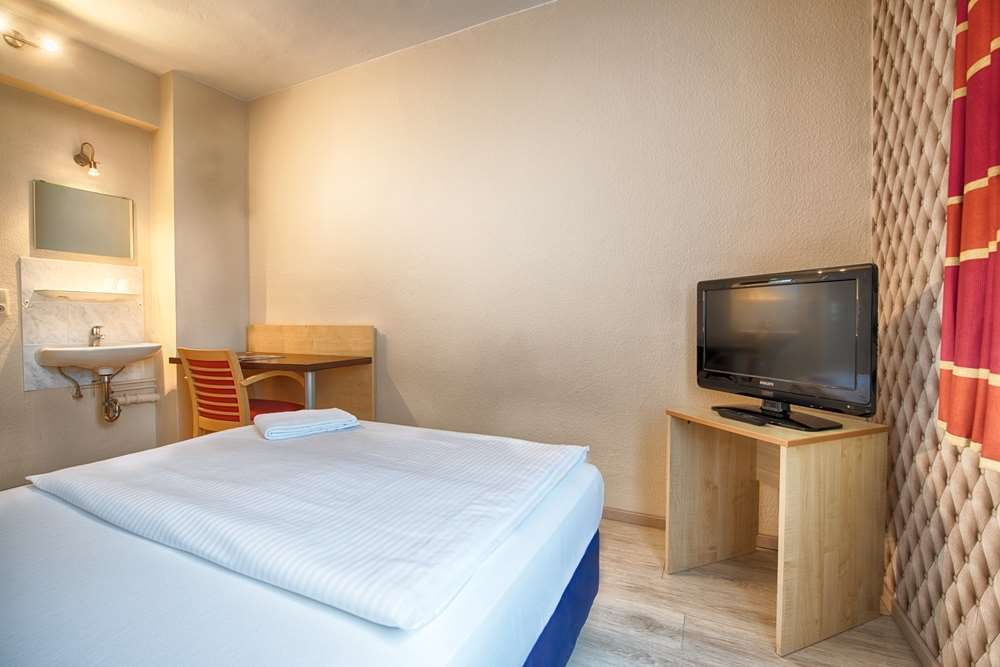 Enjoy Hotel Berlin City Messe Bagian luar foto
